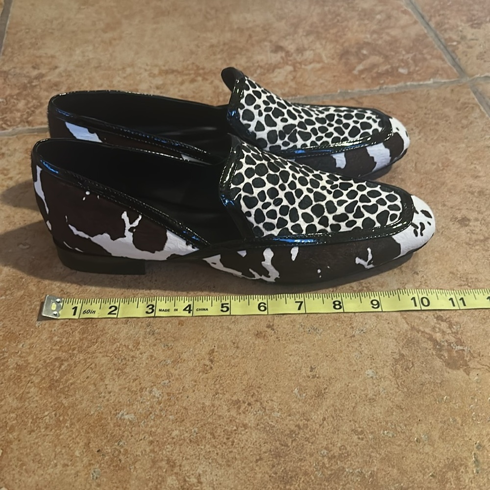 Donald J. Pliner Black and White Loafers Slip-Ons - Picture 5 of 6